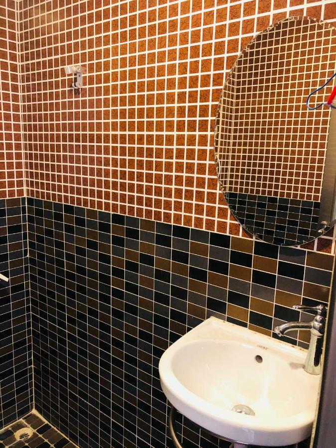 Chung Kiu Come Inn Hong Kong Ngoại thất bức ảnh